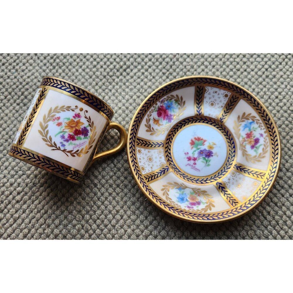 Paragon Queen Mary Coffee Can Demitasse Cup Saucer Signed J A Robinson 8902 - Picture 3 of 11